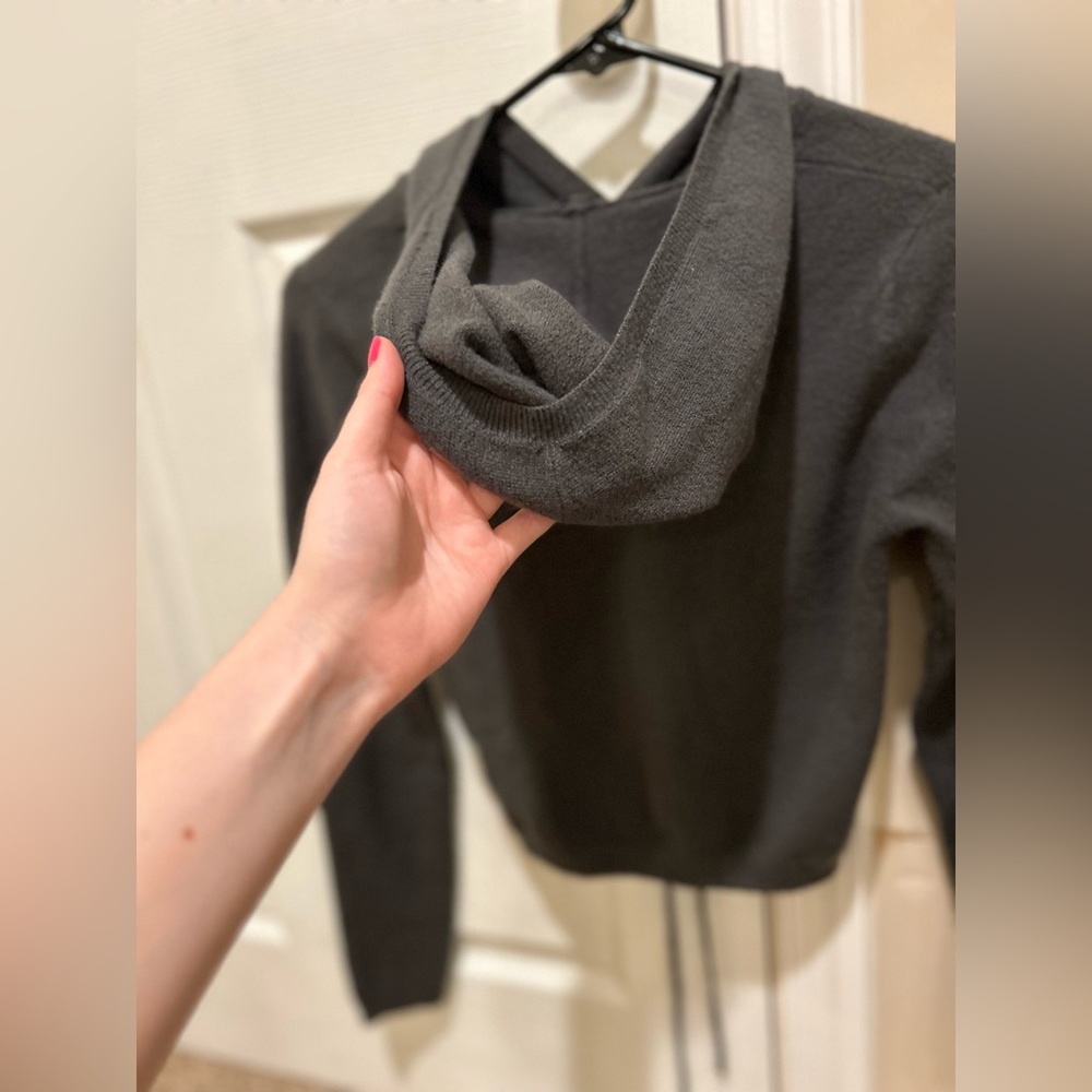 Cropped pullover - Picture 6 of 7